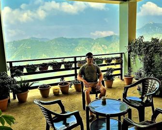 Mountain and peace - Shimla - Balkon