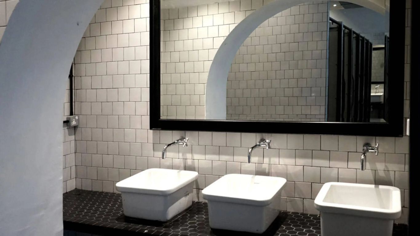 كونتاينر هوتيل بينانق