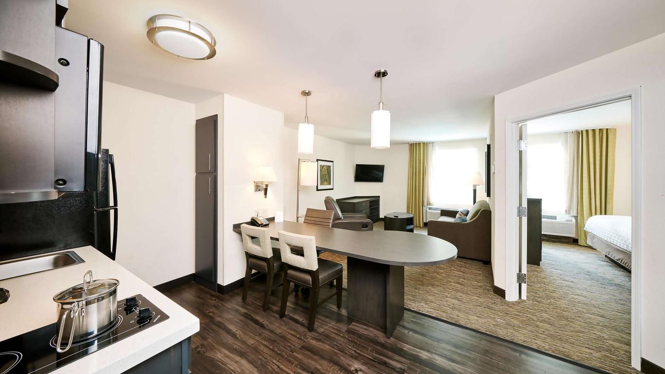 Sonesta Simply Suites Birmingham Hoover
