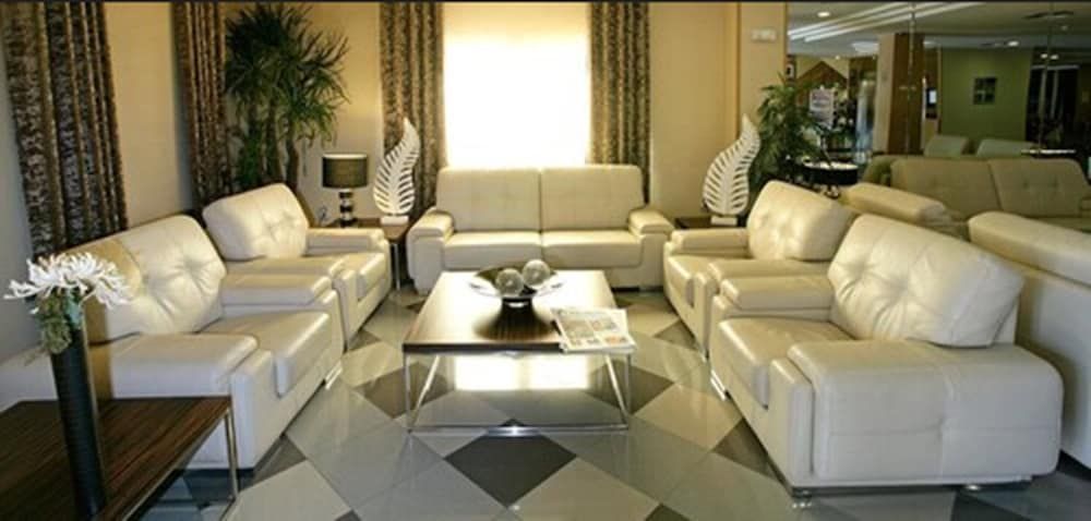 Bs Principe Felipe - Albolote - Lounge
