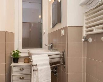 Affittacamere il Viaggiatore - La Spezia