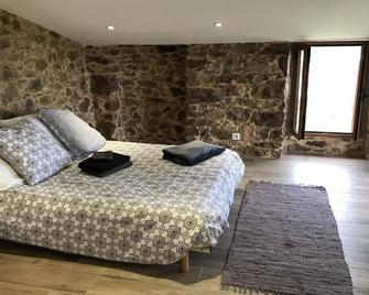 Duplex sea view in the heart of the village - Galéria - Schlafzimmer
