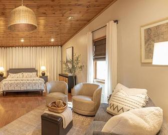 Waterfront, Pool, Hottub - Deep Creek Lake & Wisp - Friendsville - Bedroom