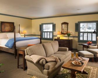 The Inn At Turkey Hill - Bloomsburg - Bedroom