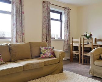 3 bedroom accommodation in Keir Mill, Thornhill - Thornhill - Wohnzimmer