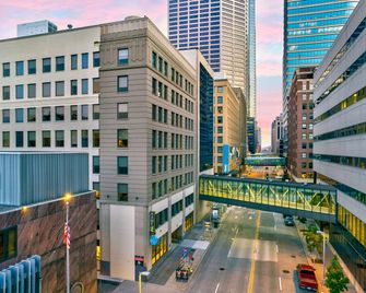 Home2 Suites by Hilton Minneapolis Downtown - Mineápolis - Edificio