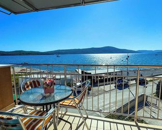 Sea star Danica - Tivat - Balcón