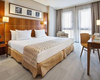 Exe Ciudad De Cordoba - Córdoba - Bedroom