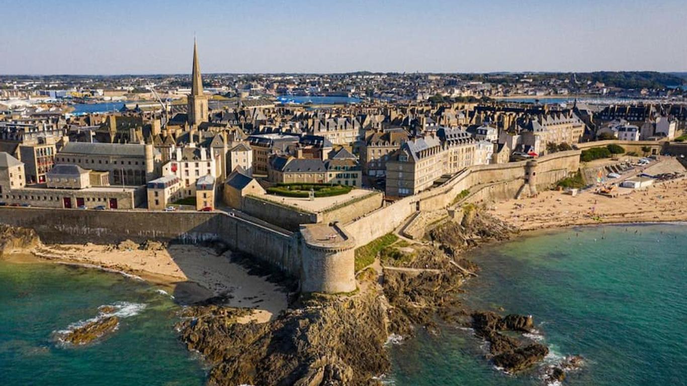 Campanile Saint Malo - Saint-Jouan-des-Guérets