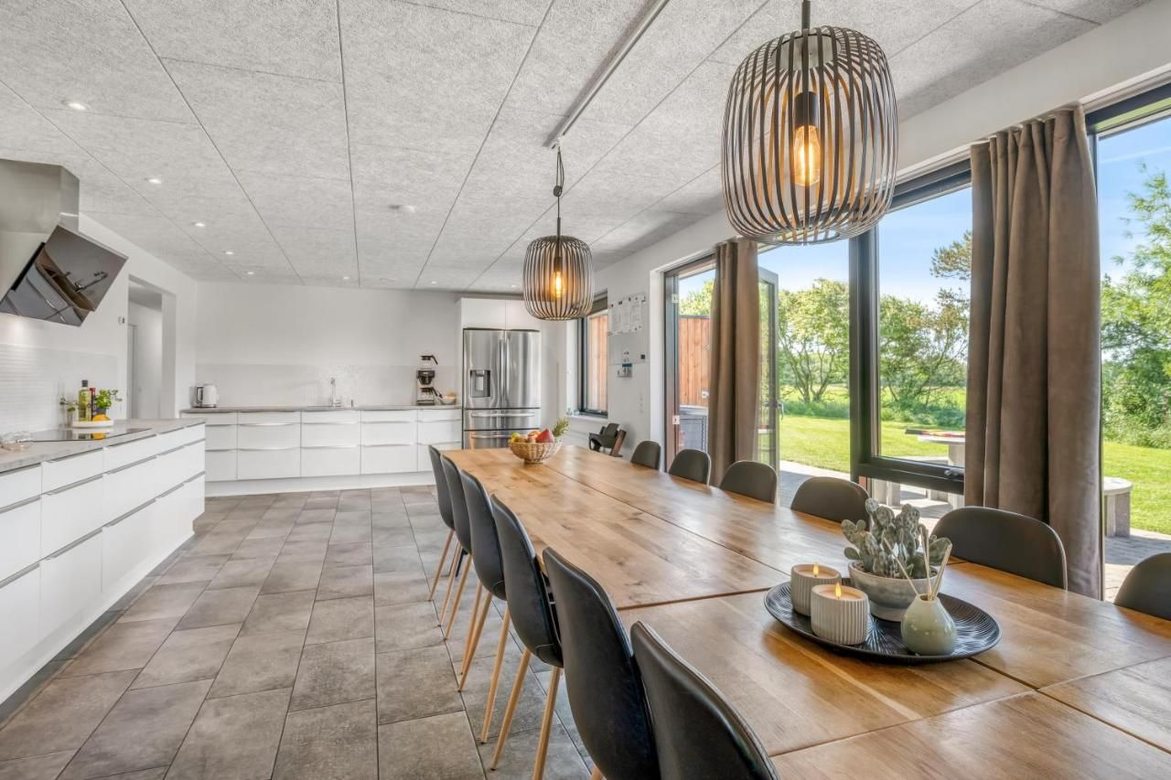 Large, Completely Renovated Activity House With Wilderness Bath And Outdoor Sauna – Ulfborg