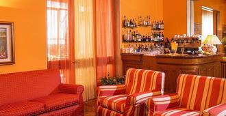 阿爾貝格國家旅館 - 薩索馬吉奧萊 德曼 - 酒吧