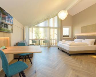 بيرجلاسيج هوتل بودينمايس - بودينمايس - غرفة نوم