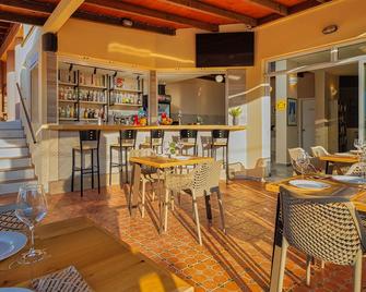 Theos Village Apartments - La Canée - Bar