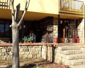 6 Bedrooms House With Lake View And Encl - Navaluenga
