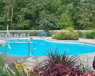 Jackson NH Peaceful, Country Cottage / Access to Fabulous Amenities - Bartlett - Pool