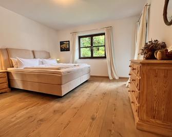Sonnenschein - Garmisch-Partenkirchen - Schlafzimmer