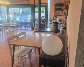 Affittacamere Ciccio e Pinolo - La Spezia - Restauracja