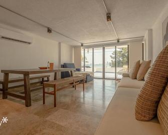 Amazing 4BR Villa with Ocean View in Castillogrande - Cartagena de Indias - Sala de estar