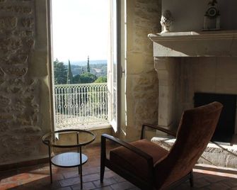 La Demeure Bed And Breakfast - Aubais - Chambre