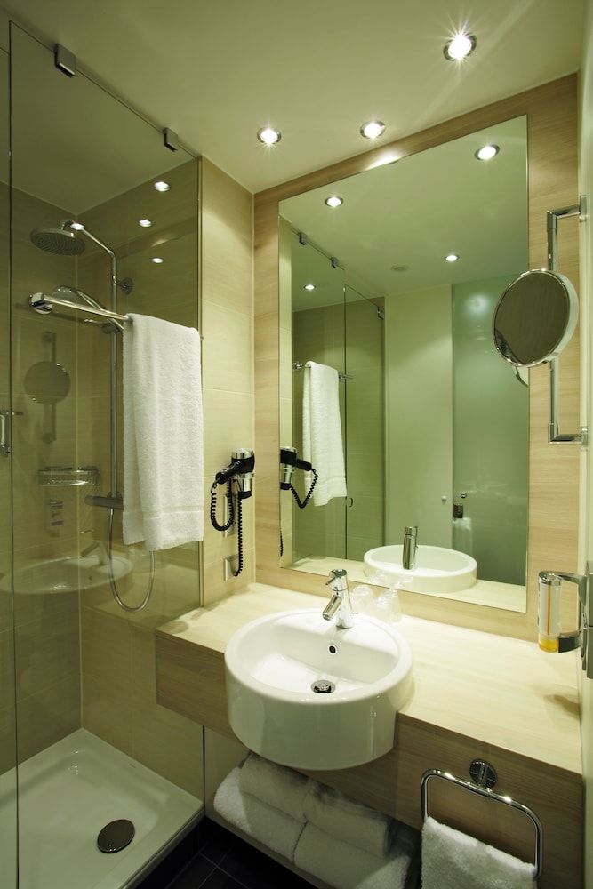 H2 Hotel Berlin Alexanderplatz - Berlino - Bagno