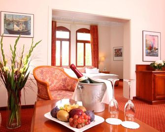 Hotel Artushof - Dresden