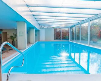 A Place You'll Surely Enjoy! Indoor Pool, Near Henriette Polak Museum! - Zutphen - Zwembad