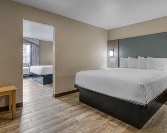 SureStay by Best Western Ukiah - Ukiah - Bedroom