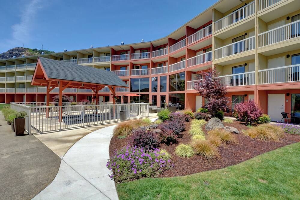 The Lodge at Roseburg - Roseburg - Rakennus