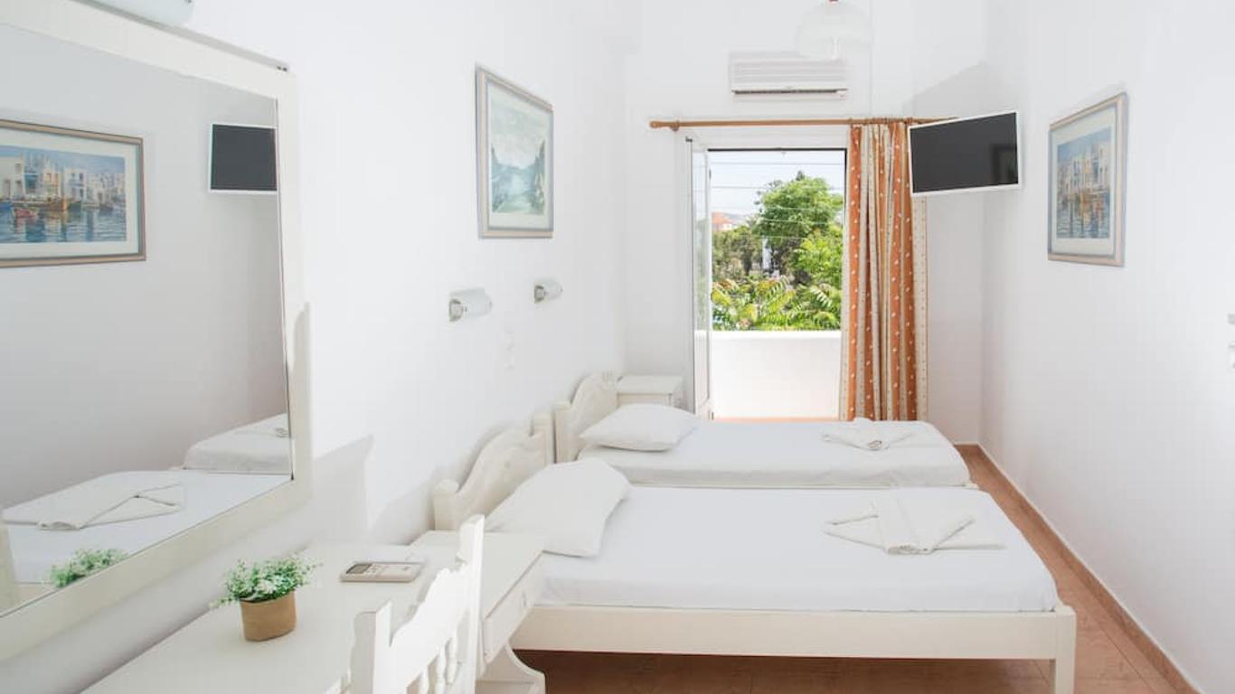 Louiza Hotel