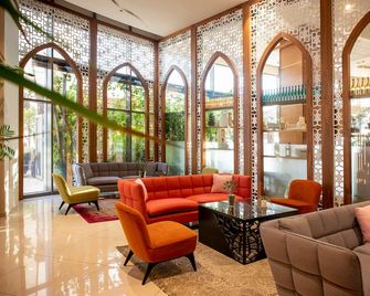 Ramada by Wyndham Nazareth - Nazaré - Lounge