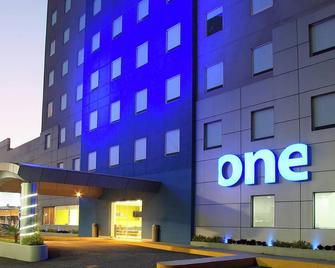 One Queretaro Aeropuerto - Santiago de Querétaro - Gebäude