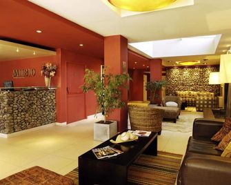 Mil810 Ushuaia Hotel - אושואיה - לובי