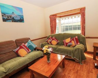Wild Atlantic Way Country Cottage In Portmagee, County Kerry - Portmagee - Pokój dzienny