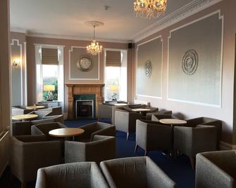 Stotfield Hotel - Lossiemouth - Lounge