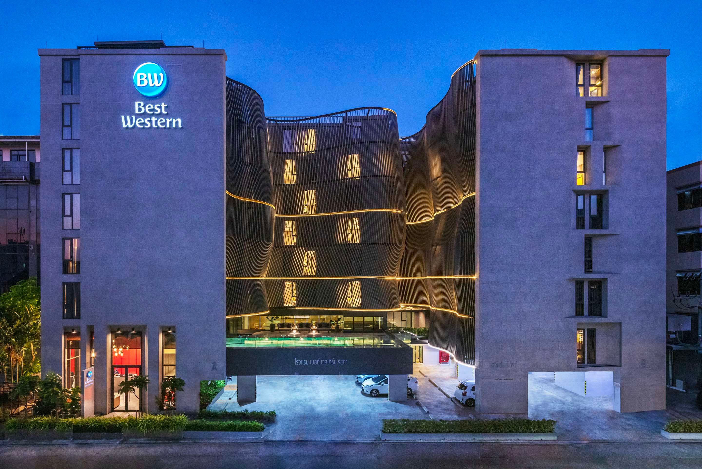 Best Western Ratchada Hotel thumbnail 2