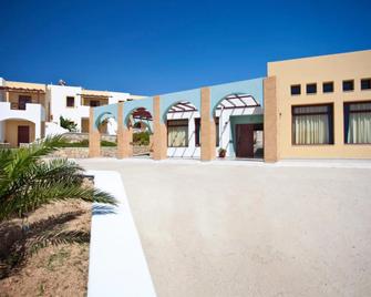 Golden Sun - Arkása - Edificio