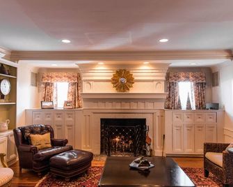 The Farmhouse at Veritas - Afton - Stue