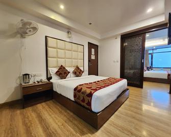 Hotel Surya - Shimla - Bedroom