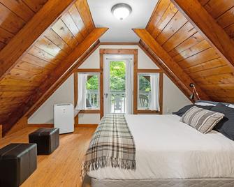 2 mins Skiing at Smuggs, Dog Friendly, Gas Grill - Jeffersonville - Bedroom