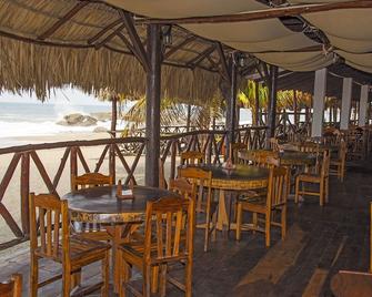 Hotel Suyapa Beach - Poneloya - Restaurante