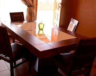 Villas San Francisco - Huichapan - Comedor