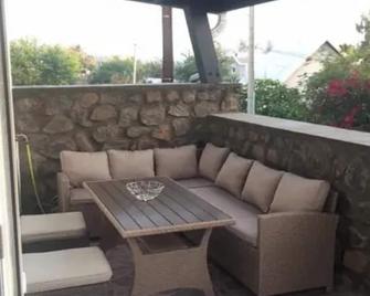 Homerez - Apt. Les Trois-Bassins - Les Trois-Bassins - Balcón