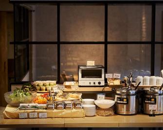 Daiwa Roynet Hotel Kanazawa Eki Nishiguchi - Kanazawa - Buffet
