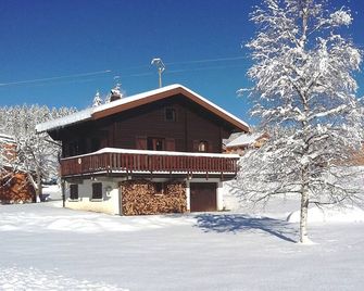 Detached chalet, very well located in a very quiet set of 29 chalets. - Lamoura - Будівля