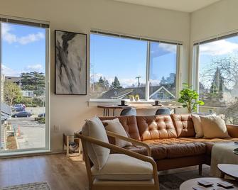 A premier luxurious smart condo in Wallingford - Seattle - Living room