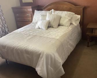 Eddyville Springs Estates - Eddyville - Slaapkamer