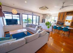 Blue Point Okinawa - Okinawa - Living room