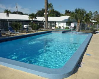 Palm Court Motel - Dunedin - Pool