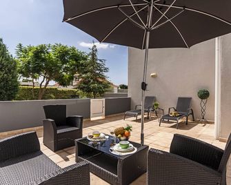 Achada I by An Island Apart - Funchal - Balcón