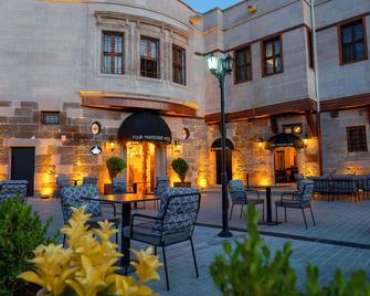Four Mansions Hotel - Kayseri - Patio